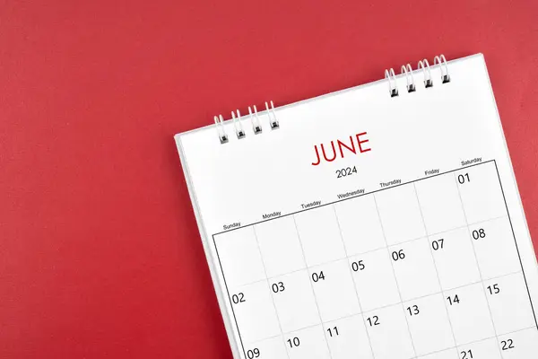Juni 2024 Bureau Kalender Rode Kleur Achtergrond Stockfoto