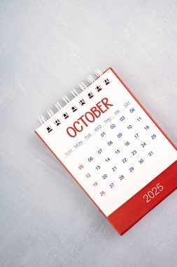 Ekim 2025 Gri renkli ahşap masa, düz yatıyordu.