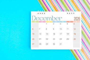 Renkli arkaplan planlaması için Aralık 2026 için masa takvimi.