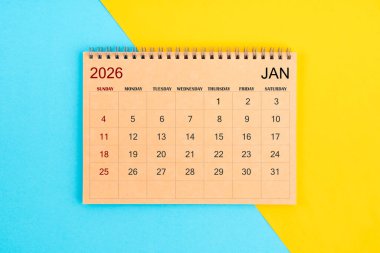 2026 yılı için mavi ve sarı arkaplan takvimi Ocak 2026.