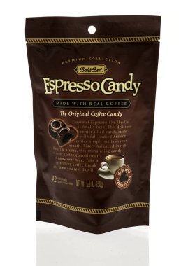 Winneconne, WI - 19 Mart 2023: Bir paket Balis en iyi espresso şekerli kahve.