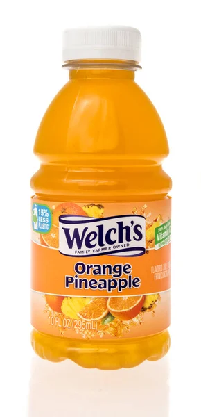 Winneconne 2023年6月25日 一瓶独立背景的韦尔奇橙汁 — 图库照片