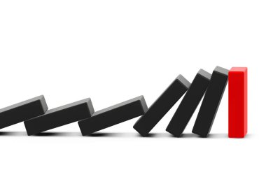 Domino etkisi kavramı, siyah domino taşlarının öne çıkan kırmızı domino taşlarına doğru devrilmesi, gerilim göstergesi. İzole edilmiş.