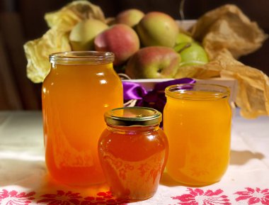 Baldan yapılmış çok güzel bir dekorasyon, yaratıcı bir fotoğraf. Yüksek kalite fotoğraf