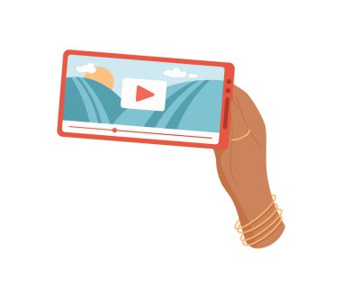 Video uygulamasını gösteren bir el telefonu tutuyor. Bir kullanıcı, ortam içeriğiyle bağlantı kurarken dokunmatik ekran mobil ile etkileşim içindedir. Cihaz iletişim, sosyal paylaşım ve
