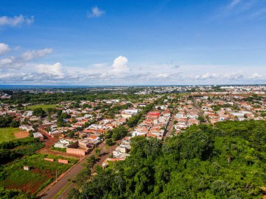 Yazın Mato Grosso Brezilya 'nın Tangara da Serra kentindeki hava manzarası