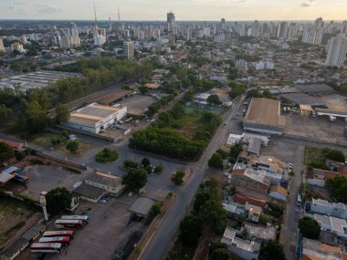 Yazın Cuiaba Mato Grosso Brezilya 'daki Rodoviaria otobüs durağının havacılık şehri manzarası