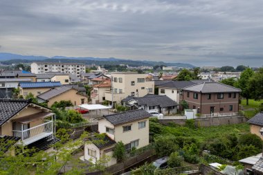 Kanazawa, Ishikawa vilayeti, Ishibiki 'den güneye bakıyor..