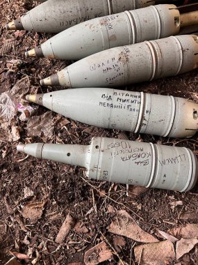 Mühimmat üzerine çeviri: 