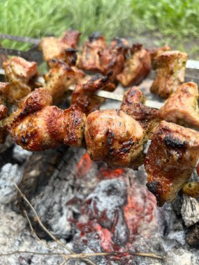 Izgaradaki Koyun Kebabı