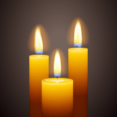 Üç yanan mum seti. Dini kutlama, spa rahatlama, anma etkinliği konsepti. Gerçekçi alev, şeffaf detaylar. Poster, broşür, kitap için grafik tasarım öğesi. Vektör illüstrasyonu