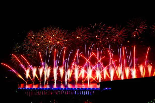 Doha, Katar - 12 Nisan 2024: Katara Kültür Köyü Kurban Bayramı.