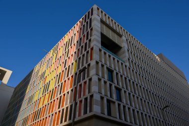 Katar şehir merkezindeki modern bina 