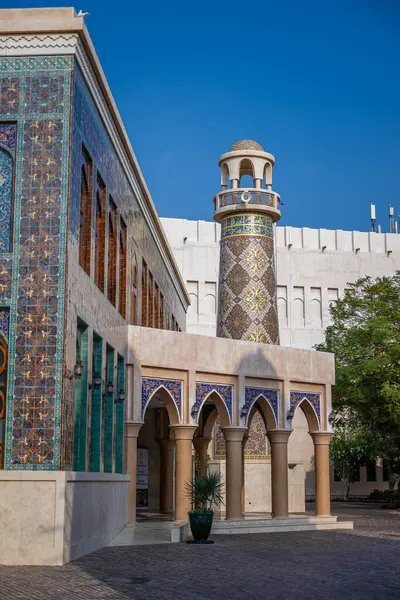Doha, Katar. 15 Aralık 2023: Katara İslam Camii. Güzel