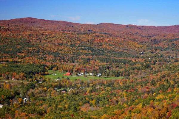 Red Barn Farm Valley Berkshires Massachusetts Autumn — Stock Photo, Image