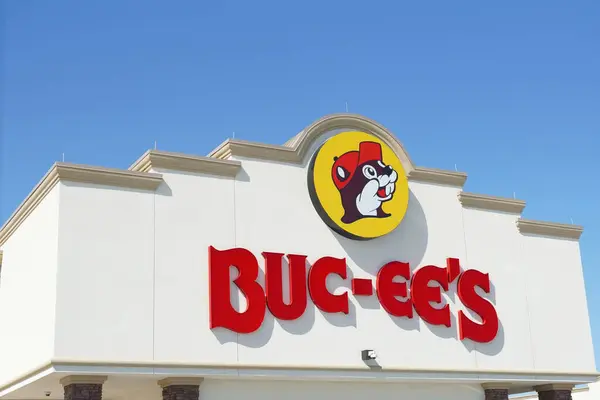 stock image Buc-ee's sign with logo on the front of a store. Buc-ee's is a US-based chain of convenience stores and travel centers.