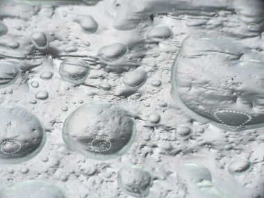 Cam duvara bir damla su damlatın, kapatın.