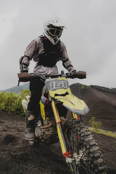 Balis Dağı 'ndaki Enduro Macerası Volkanik Yollarda Batur Off-Road Motosiklet Deneyimi