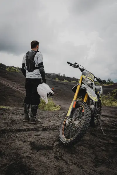 Balis Dağı 'ndaki Enduro Macerası Volkanik Yollarda Batur Off-Road Motosiklet Deneyimi