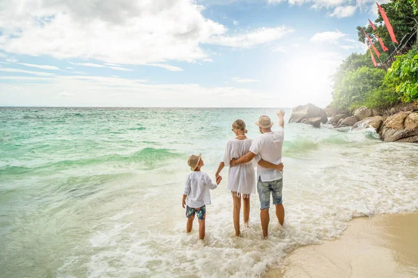 Happy Family Beach Having Fun Summer Vacation Father Mother One — Stok fotoğraf