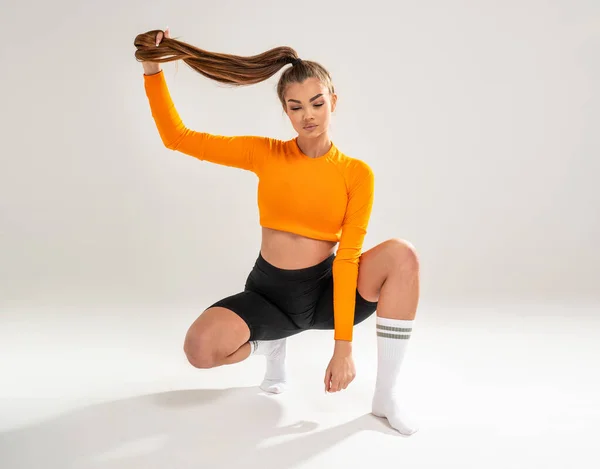 Fit Woman Sportswoman Posing Studio Background Full Length Photo Fashionable — Stockfoto