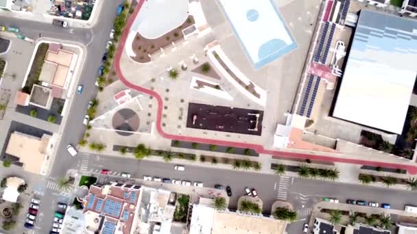 カナリア諸島 スペインのフェルテベントゥラのラオリワ町の空中ドローンビュー — ストック動画