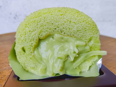 Pandan ve genç hindistan cevizli şifon kek..