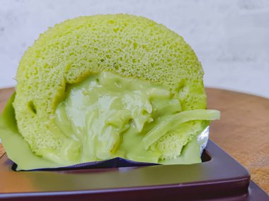 Pandan ve genç hindistan cevizli şifon kek..