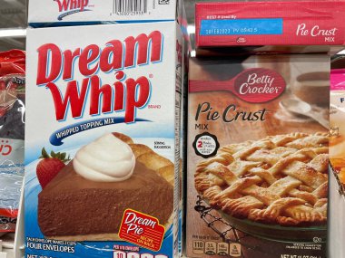 Grovetown, Ga USA - 11 05: 22: Market bayramı alışverişi rüya kırbaç ve turta kabuğu