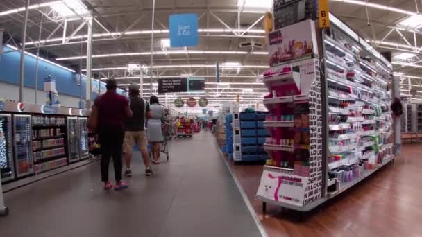 Columbia County Usa Och Vin Gång Walmart Supercenter Butik Interiör — Stockvideo