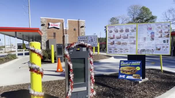 Grovetown Usa Sonic Fast Food Drive Restaurant Drive Thru Menu — 비디오