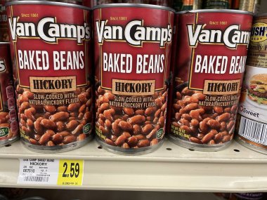 Hephzibah, Ga USA - 01 12 23: IGA Grocery store Van Camps canned baked beans and price