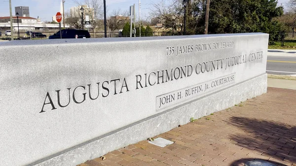 Augusta Usa Richmond County Courthouthouse Marble Street Sign — 스톡 사진