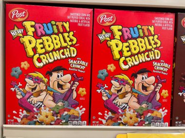 Grovetown, Ga USA - 02-01 23: Market Fruity Pebbles mısır gevreği