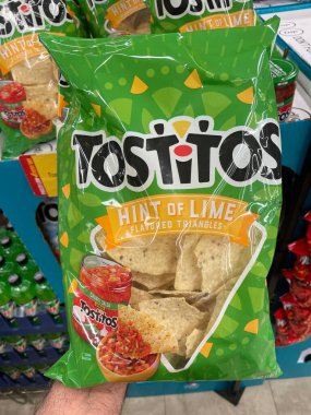 Grovetown, Ga USA - 03 10 10 23: Market Tostitos mısır cipsi