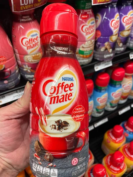 Grovetown Usa Grocery Store Coffee Mate Dairy Creamer Peppermint Mocha — Stock Photo, Image