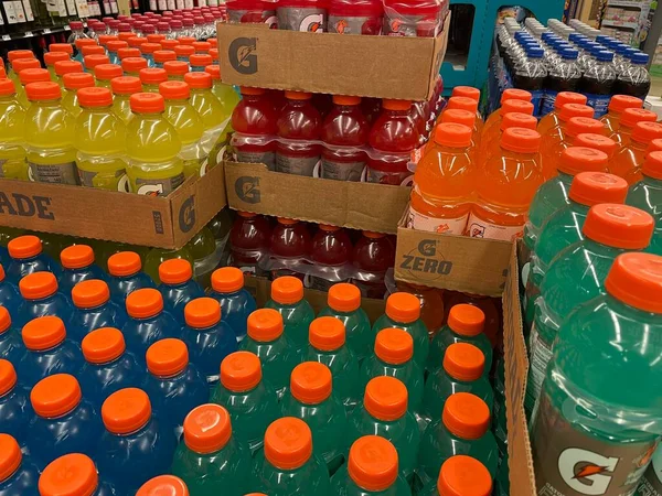 Grovetown, Ga USA - 03 10 10 23: Market Gatorade vitrinleri