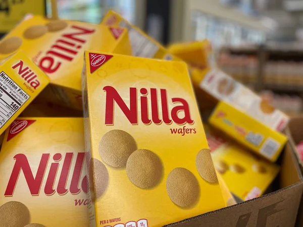 stock image Grovetown, Ga USA - 11 10 22: Grocery store Nilla wafer cookies display bin