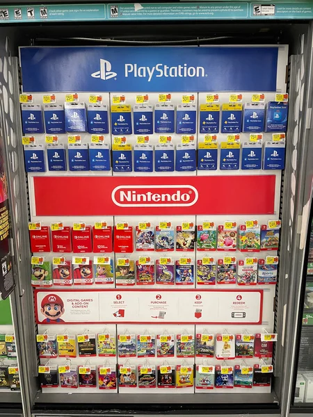 Martinez Usa Walmart Interior Playstation Nintendo Gift Card Section — 스톡 사진