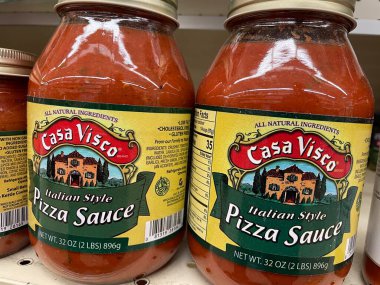 Grovetown, Ga USA - 03: 12 23: Cam bir kavanozda Casa Visco pizza sosu