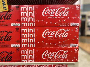 Grovetown, Ga USA - 122 22: Market kola 12 paket tatil