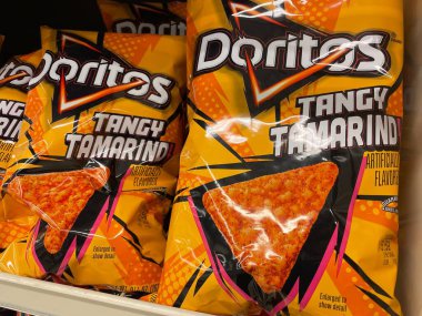 Grovetown, Ga USA - 11 10 22: Market Doritos keskin aromalı ön