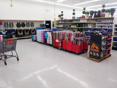Stone Mountain, Ga USA - 003 18: Big Lots 2017 perakende indirimli tatil bölgesi