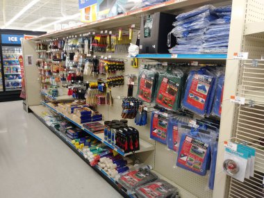 Stone Mountain, Ga USA - Şubat 2018: Big Lots 2018 perakende indirimli mağaza iç donanım bölümü