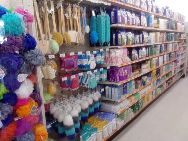 Stone Mountain, Ga USA - 05 01 2018: Big Lots 2018 perakende indirim mağazası iç banyo aksesuarları