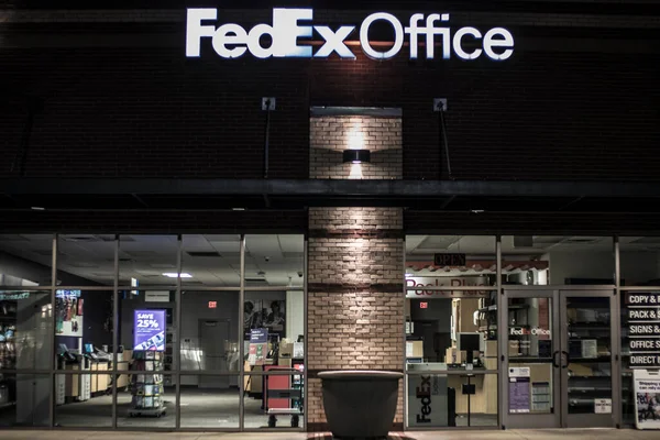Augusta Usa Fedex Office Winkellocatie Nachts — Stockfoto