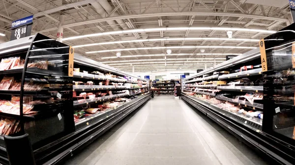 Grovetown Usa Walmart Negozio Alimentari Interno Guardando Lungo Navata — Foto Stock