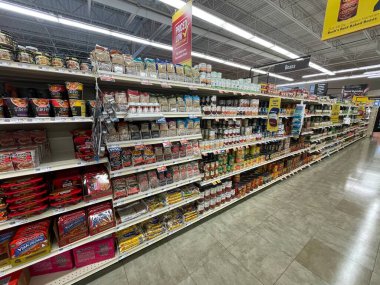 Grovetown, Ga USA - 03: 20 23: Yiyecek Aslanı Marketi İçi konserve fasulye