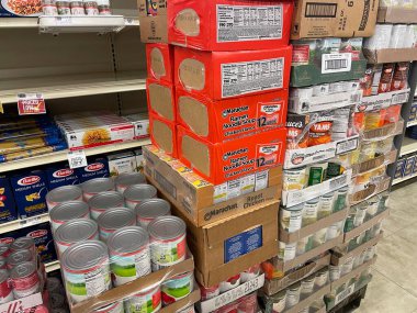 Grovetown, Ga USA - 03: 20 23: Food Lion Market 'in iç hisseleri
