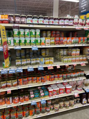 Grovetown, Ga USA - 03: 20 23: Food Lion Market iç ürünleri